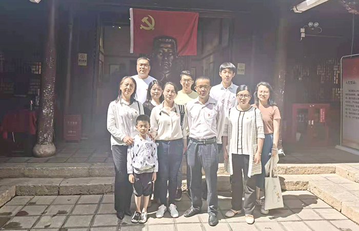 機(jī)關(guān)第二、三、四黨支部聯(lián)合開(kāi)展黨史教育主題黨日xiao.jpg