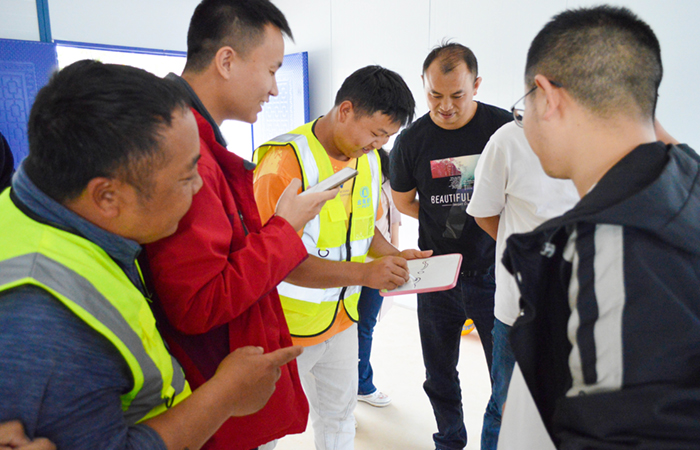 1650772358196662.jpg (小圖)五〇五直管部開(kāi)展“五一”慰問(wèn)進(jìn)項(xiàng)目活動(dòng) 圖片3.jpg